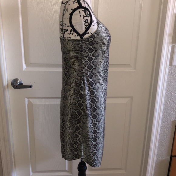 Y2K NWT Snakeskin high low Mini Dress - Picture 5 of 7